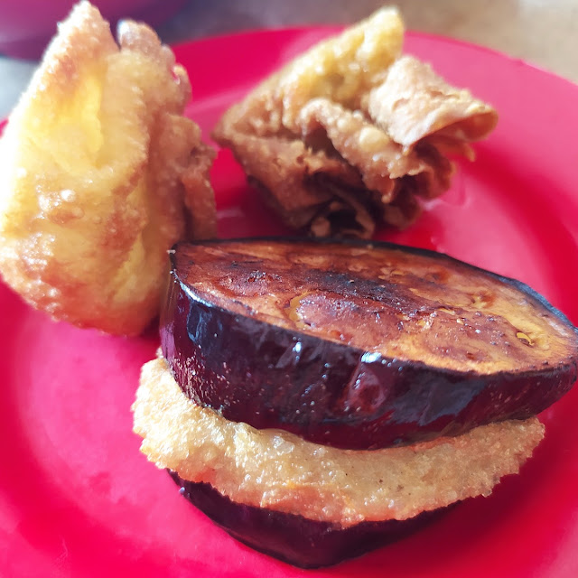 Brinjal & Fried Wanton