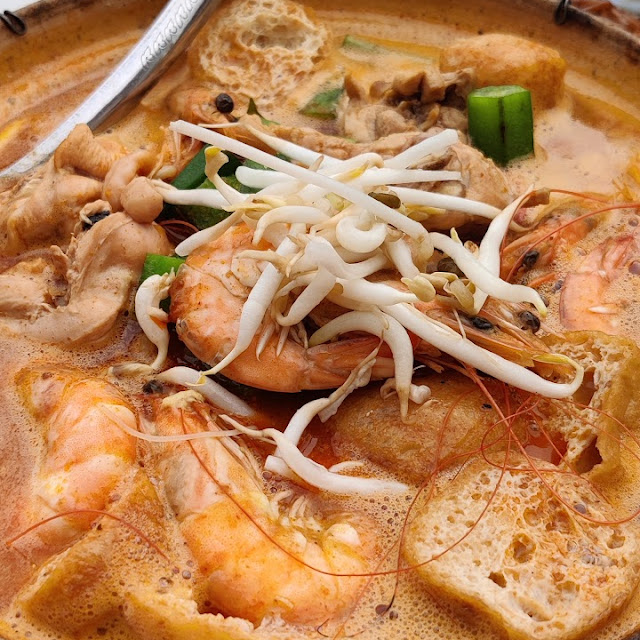 Claypot Mee Curry