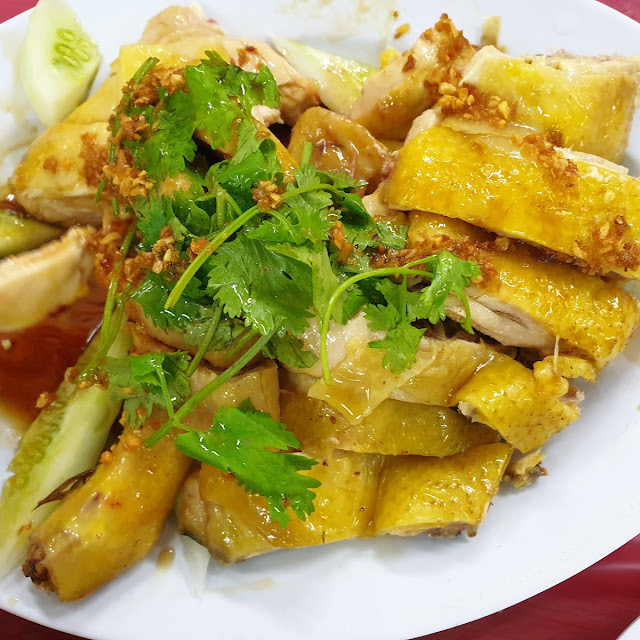 Cantonese Style Steamed Chicken