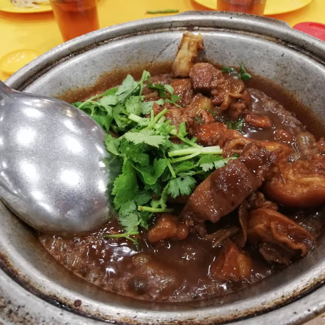 Stewed Pork in a Pot
