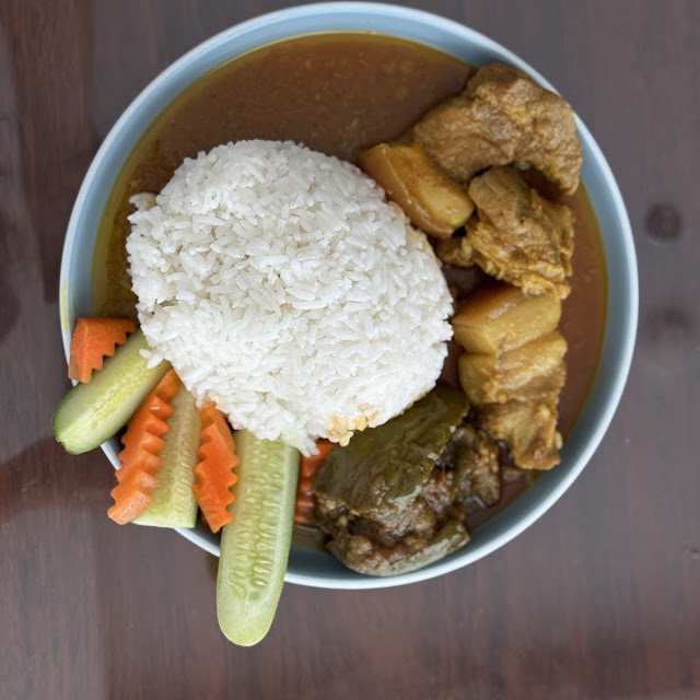 Pork Curry Set with Eggplant Sauce