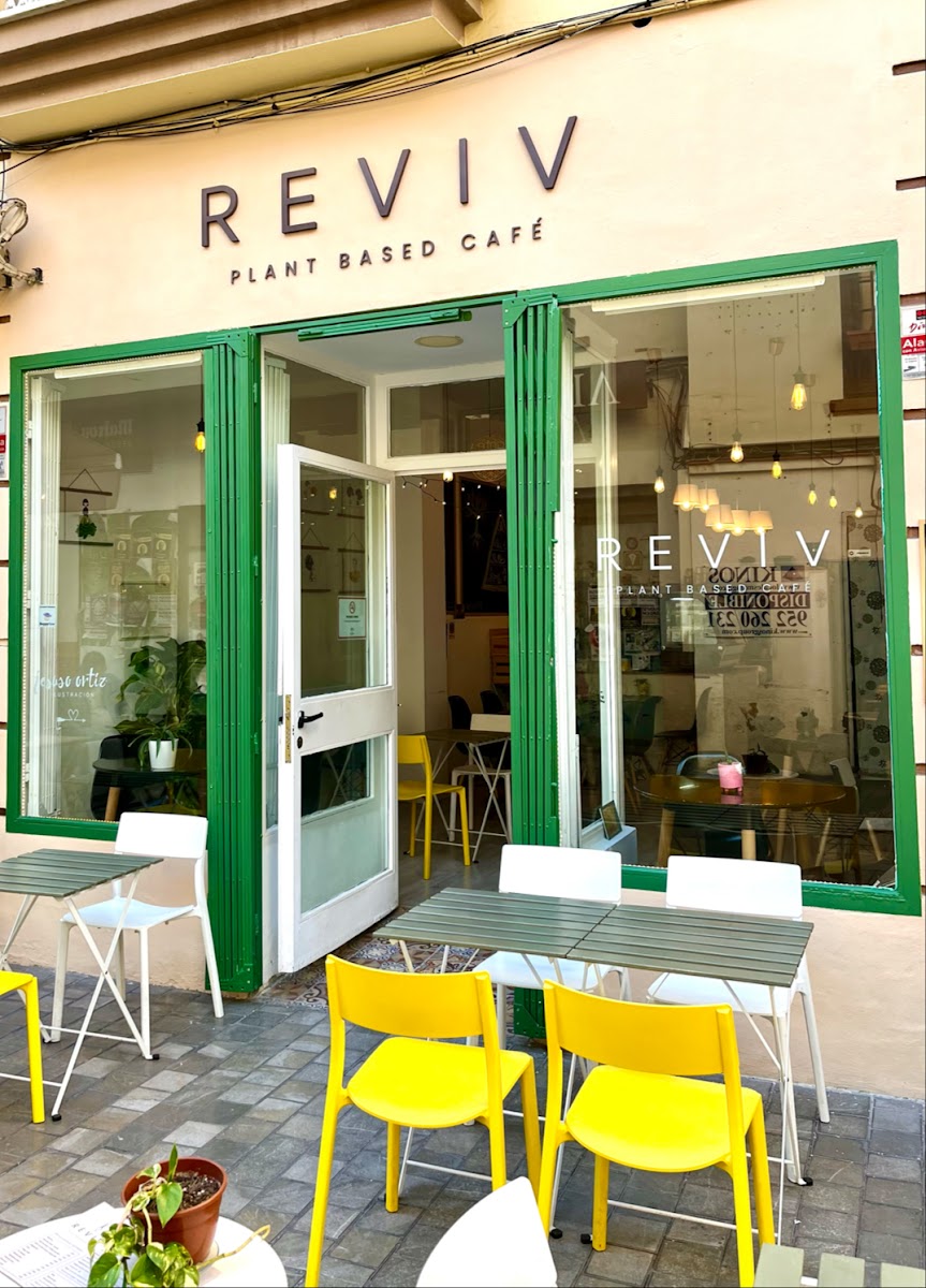 REVIV CAFE