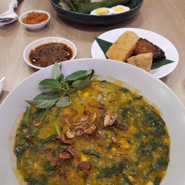 Tinutuan Cakalang Set