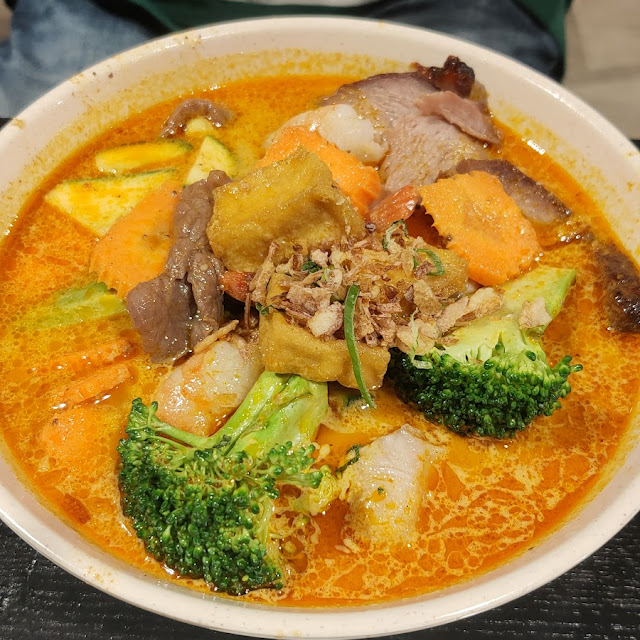 Combination Curry Laksa