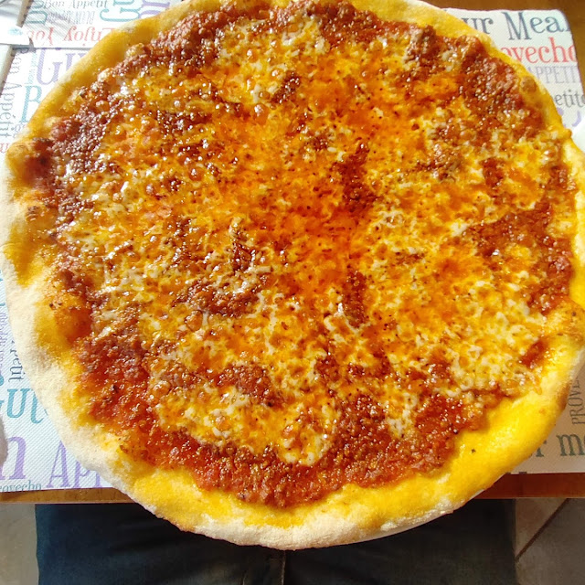 Pizza Bolognese Con Ragù