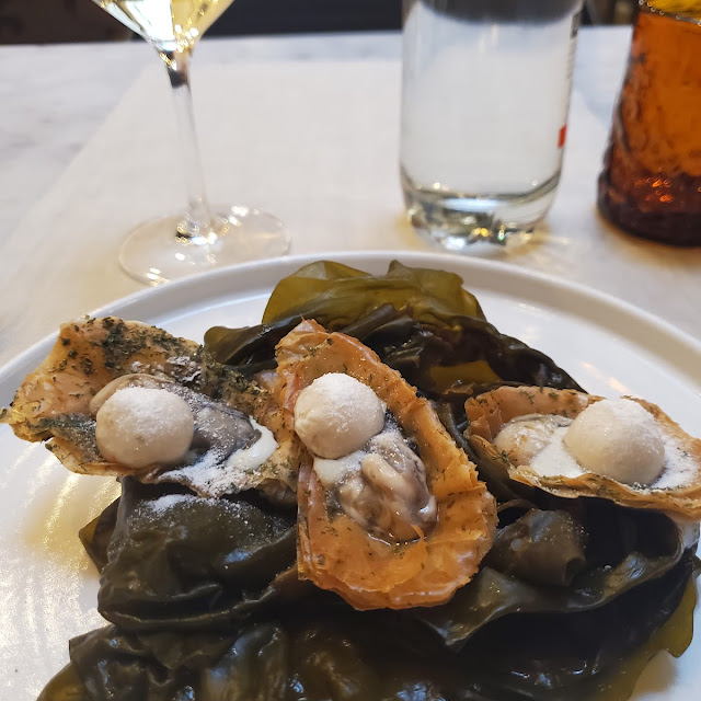 Oysters in an Edible Shell