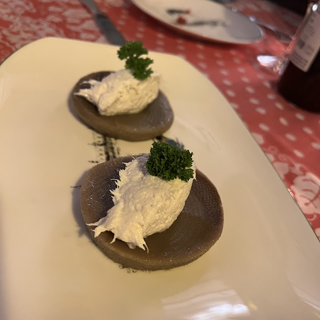 Artichoke Hearts with Crab