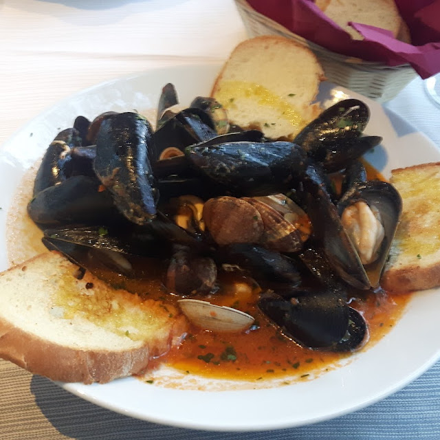 Zuppetta Cozze Vongole E Cannolicchi