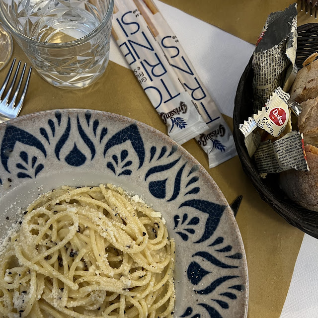 Spaghetti Cacio E Pepe