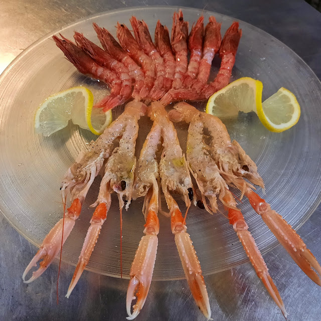 Scampi E Gamberi Rossi Siciliani Crudi