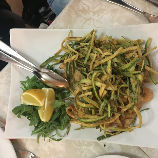 Fritto Misto Di Pesce E Zucchine