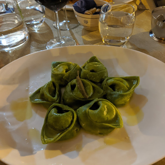 Tortelloni Burro E Salvia