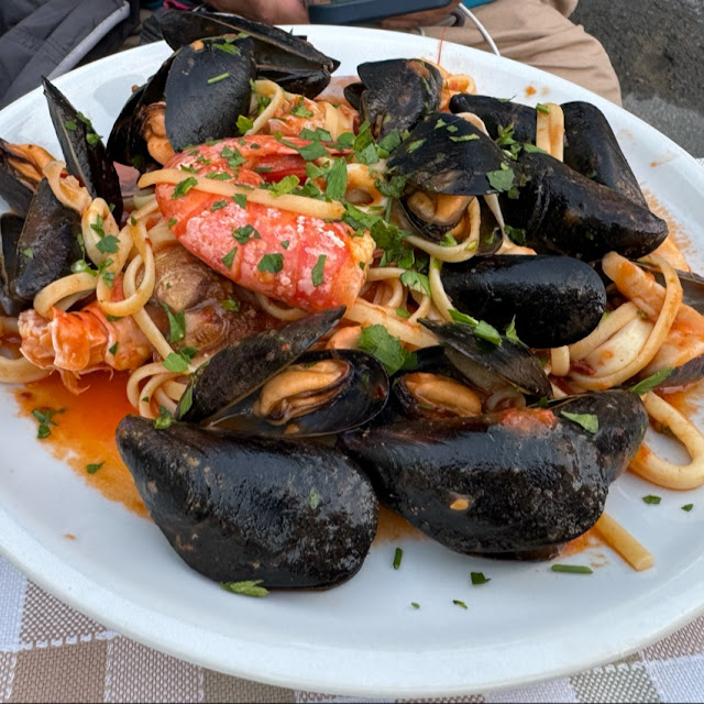 Fettuccine Cozze Funghi Porcini E Zafferano