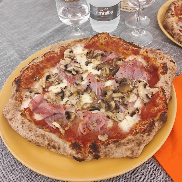 Pizza Funghi E Prosciutto Impasto Integrale