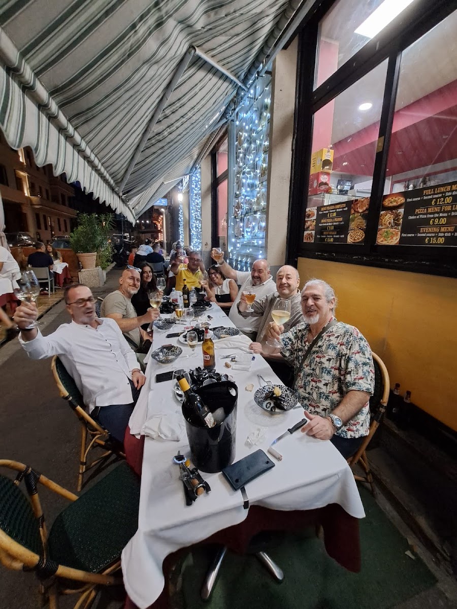Ristorante pizzeria italiana