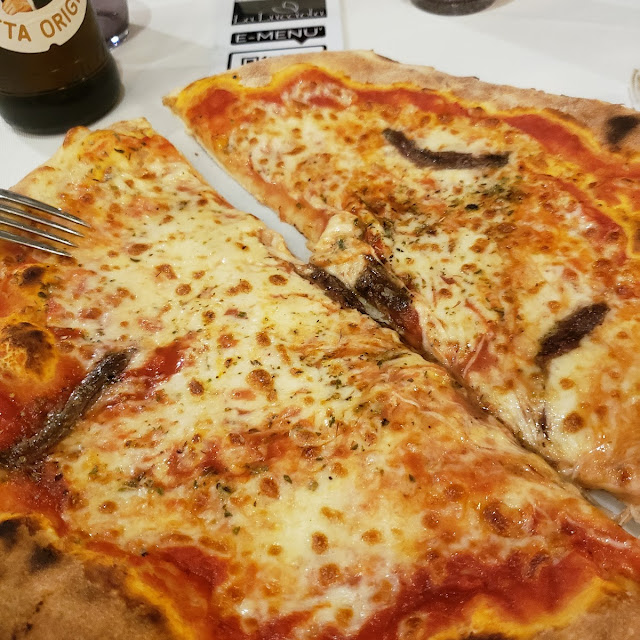 Una Pizza
