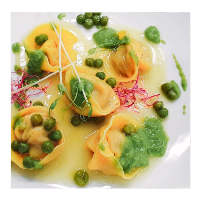 Ravioli All'ossobuco Su Crema Di Patate Allo Zafferano