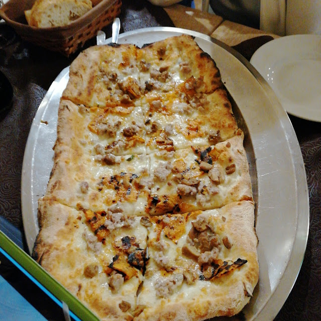 Pizza Salsiccia Provola