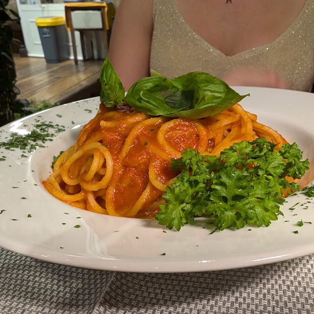 Spaghetti Pomodoro Basilico