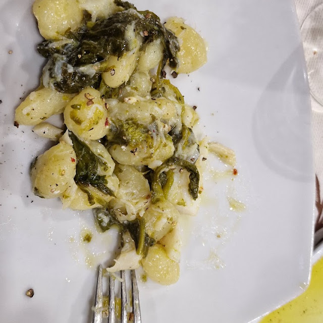 Gnocco Con Friarielli E Baccalà