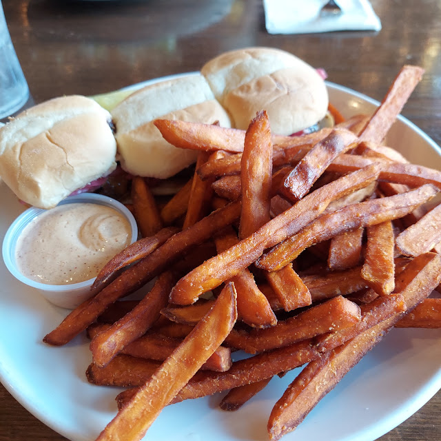 Kobe Sliders