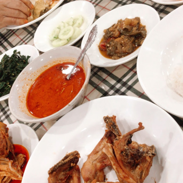 Ayam Goreng Rendang Kerepek