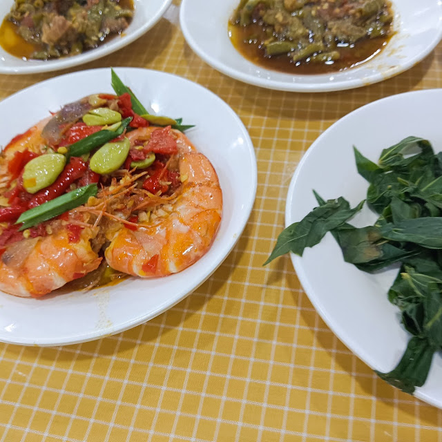 Udang Goreng Sambal