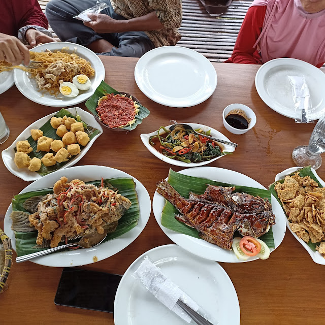 Gurami Siram Saus Telur Asin