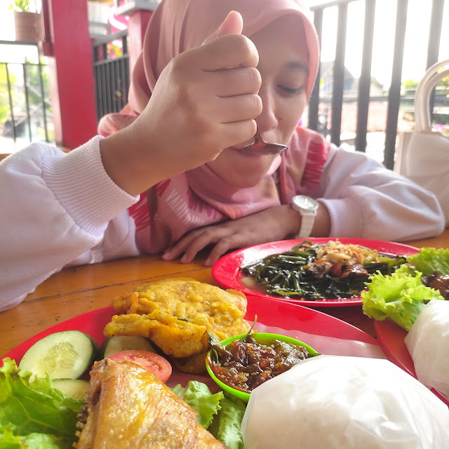 Paket Komplit Sambal Warey