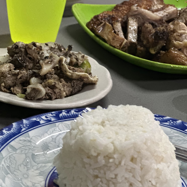 Dinakdakan Lechong Manok and Liempo