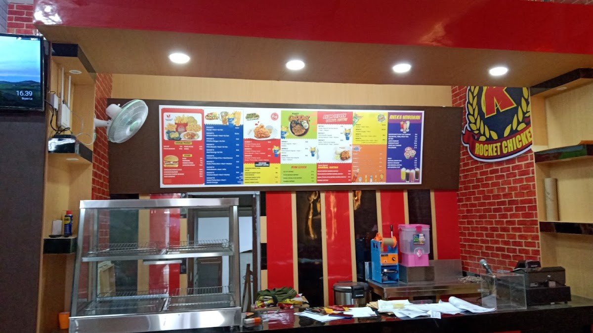 Rocket Chicken Welahan