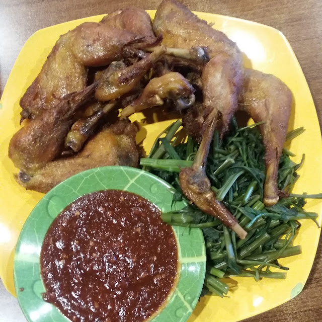 Bebek Goreng