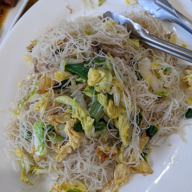 Egg and Vegetable Mai Fun Thin Rice Noodles