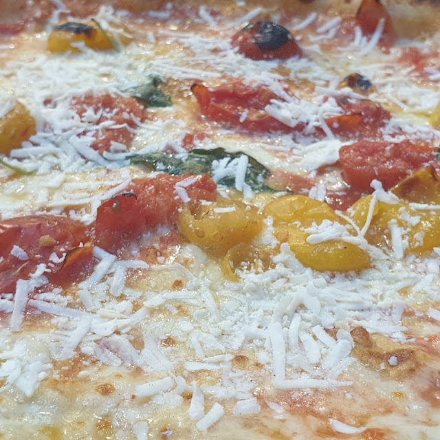 Una Pizza Napoletana