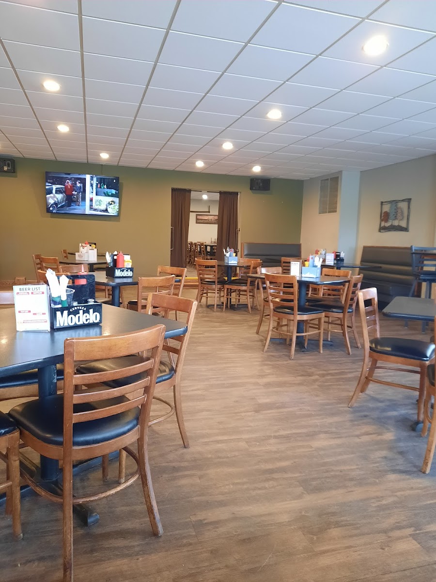 Round Two Bar and Restaurant