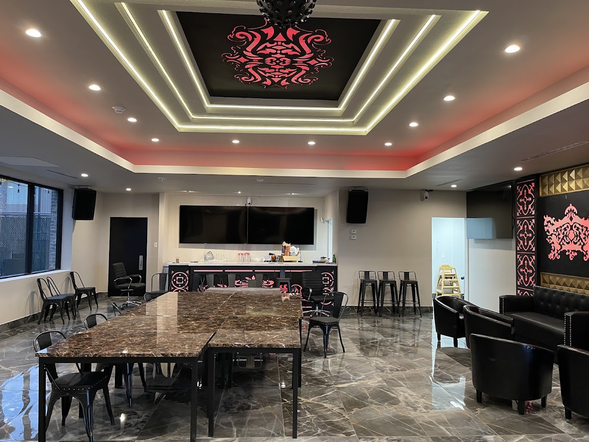 Royal Cafe - Houston