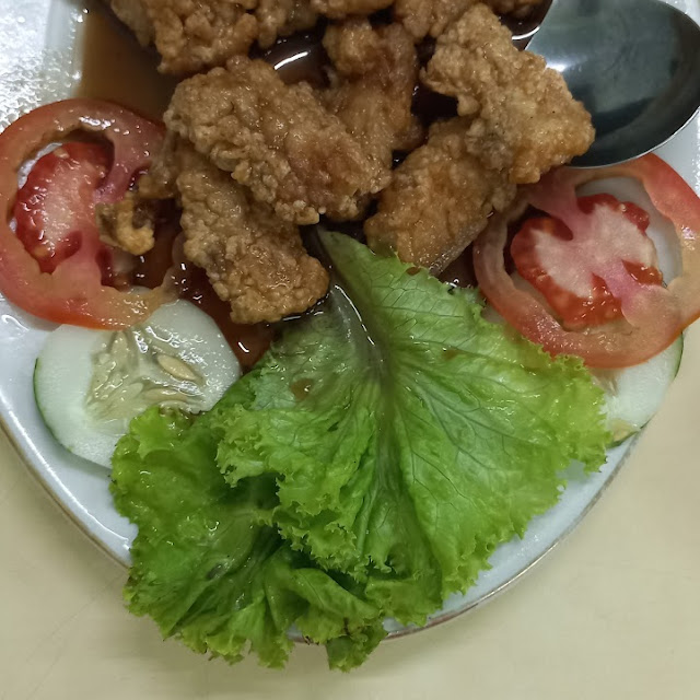 Bakut Goreng Ngohiang
