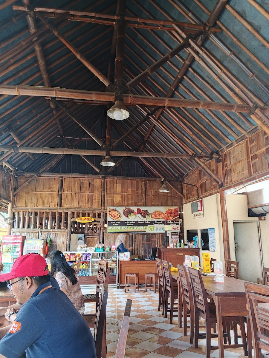 Rumah Makan Kampoeng Rasa