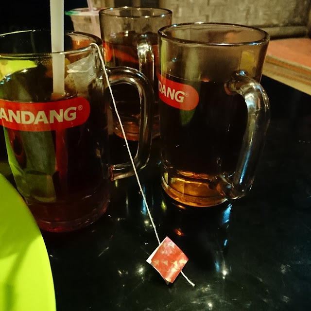 Teh Manis Hangat