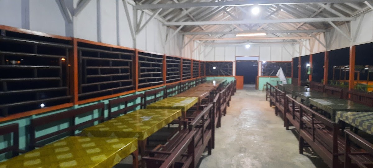 Rumah makan sari asih Abah karsu