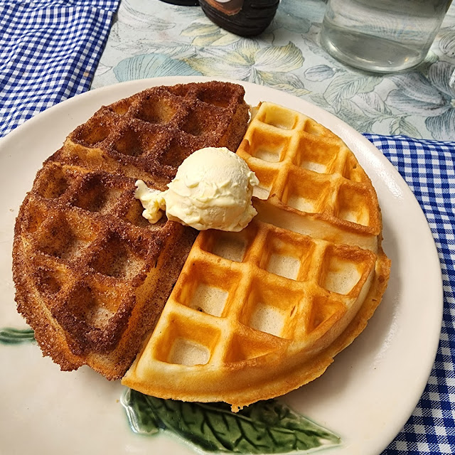 Crispy Plain Waffles