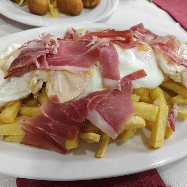 Huevos Rotos Con Jamón