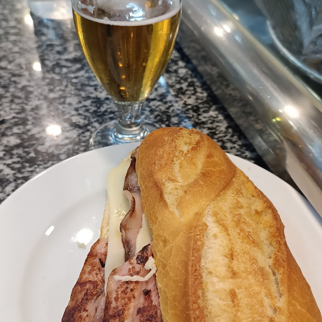 Bocadillo de Bacon Y Queso