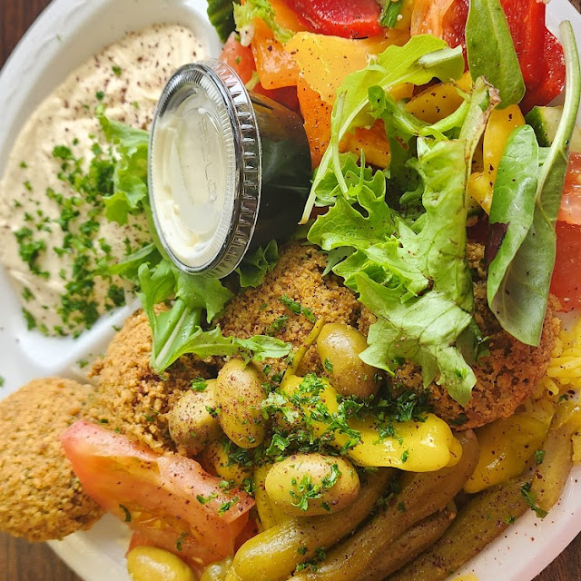 Falafel Lunch Plate