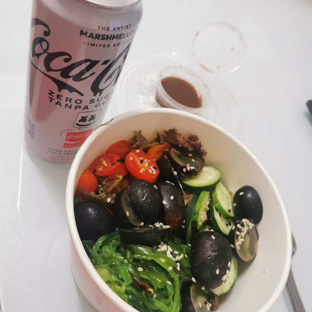 Fruity Wakami Salad
