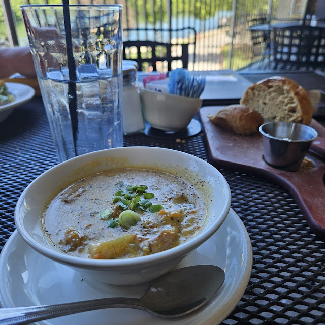 Homemade Soup of the Day & Salad