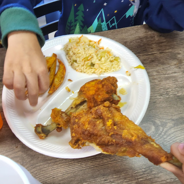 Pollo Frito Con Arroz