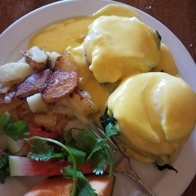 Eggs Benedict