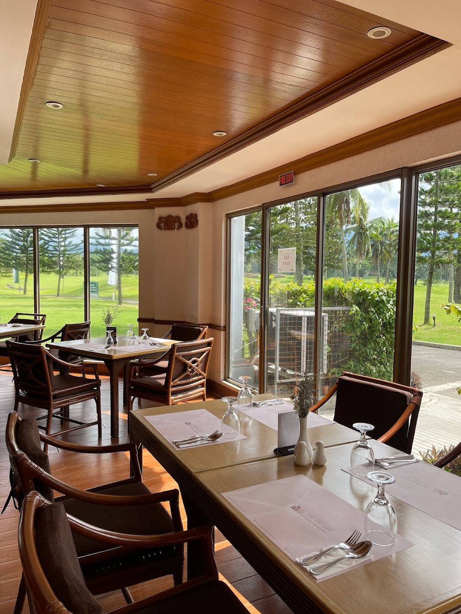 Sandtrap Café by Culinary Adventures