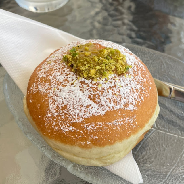 Pistachio Bombolone